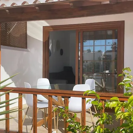 Apartamento Stylish & Modern 1 Bedroom On Frontline Of Playa Del Duque